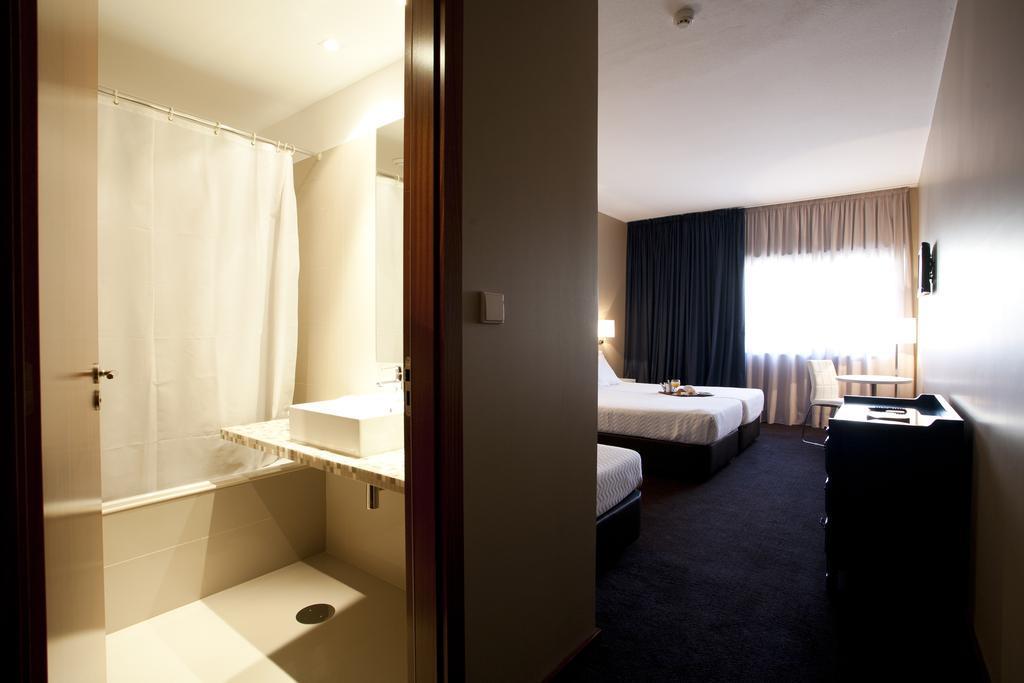 Stay Hotel Porto Centro Antas Bagian luar foto