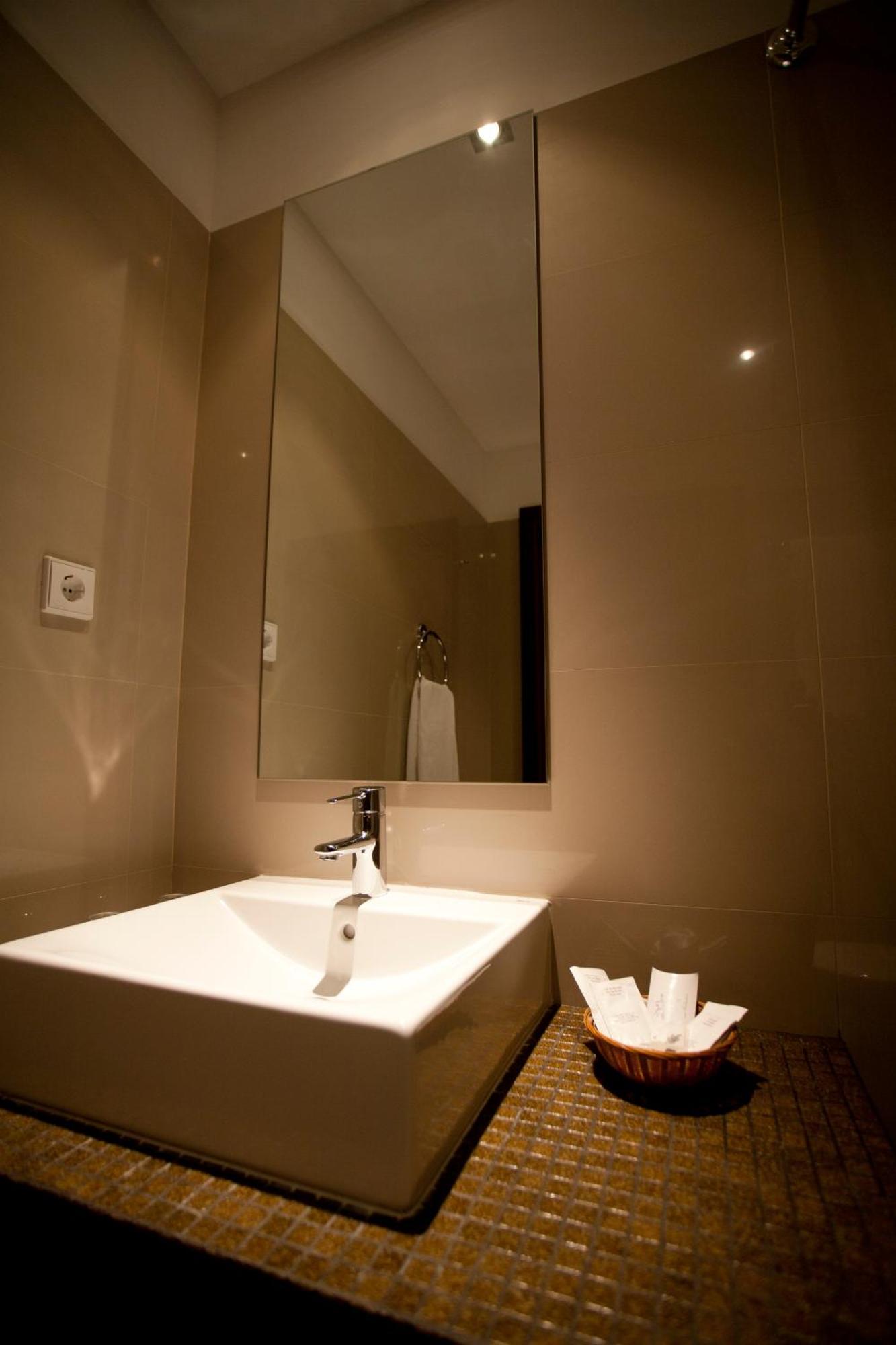 Stay Hotel Porto Centro Antas Bagian luar foto