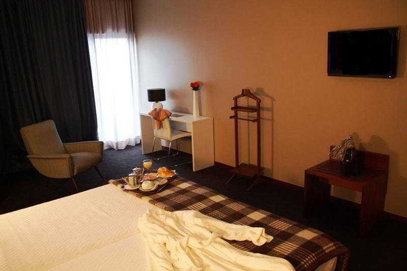 Stay Hotel Porto Centro Antas Bagian luar foto